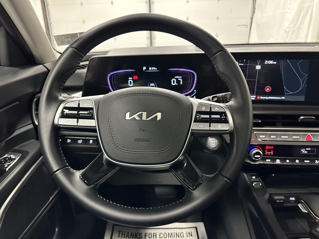 used 2025 Kia Telluride car, priced at $37,495