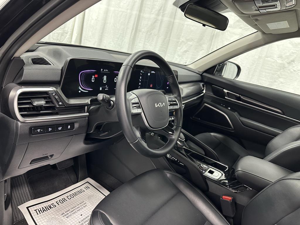 used 2025 Kia Telluride car, priced at $37,495
