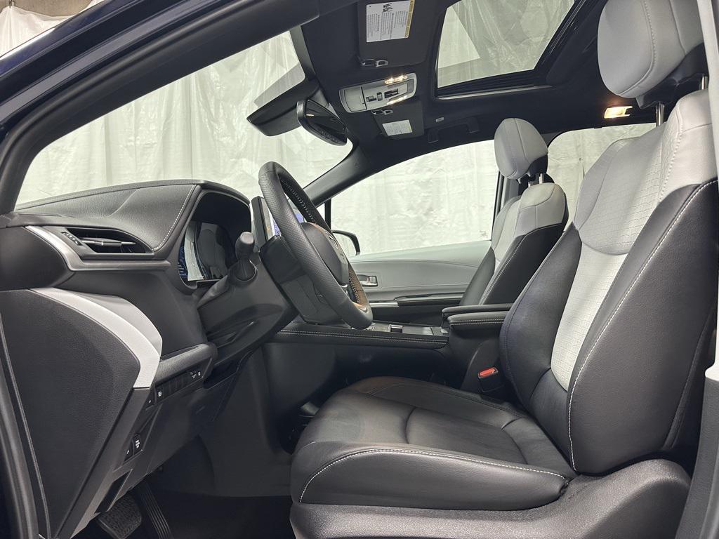used 2025 Toyota Sienna car, priced at $47,995