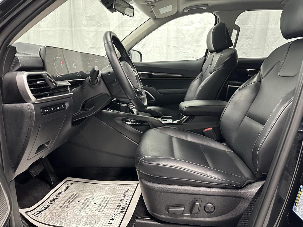 used 2025 Kia Telluride car, priced at $35,495