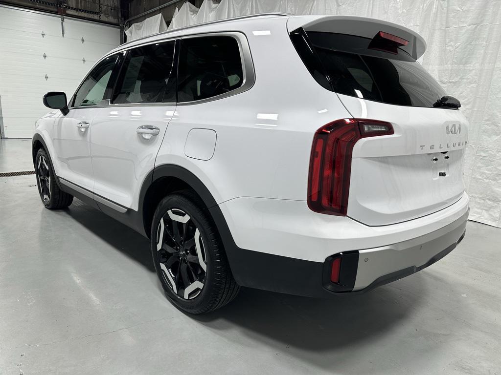 used 2025 Kia Telluride car