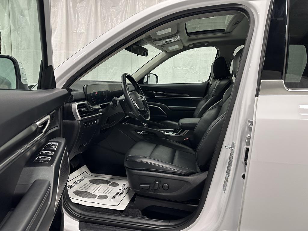 used 2025 Kia Telluride car