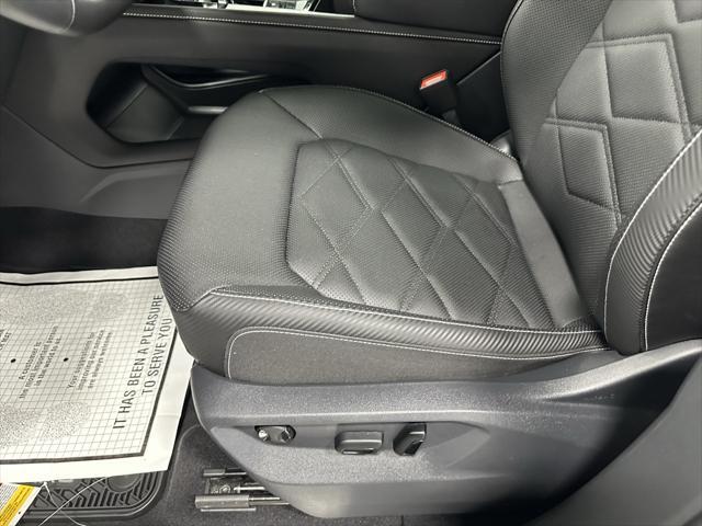 used 2025 Volkswagen Atlas Cross Sport car, priced at $38,995