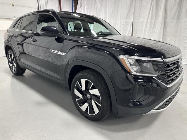 used 2025 Volkswagen Atlas Cross Sport car, priced at $38,995