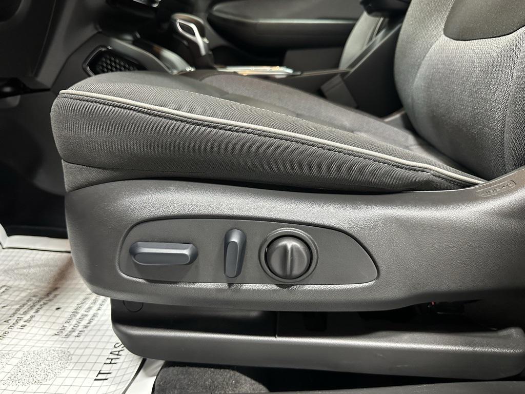 used 2024 Chevrolet TrailBlazer car, priced at $22,995