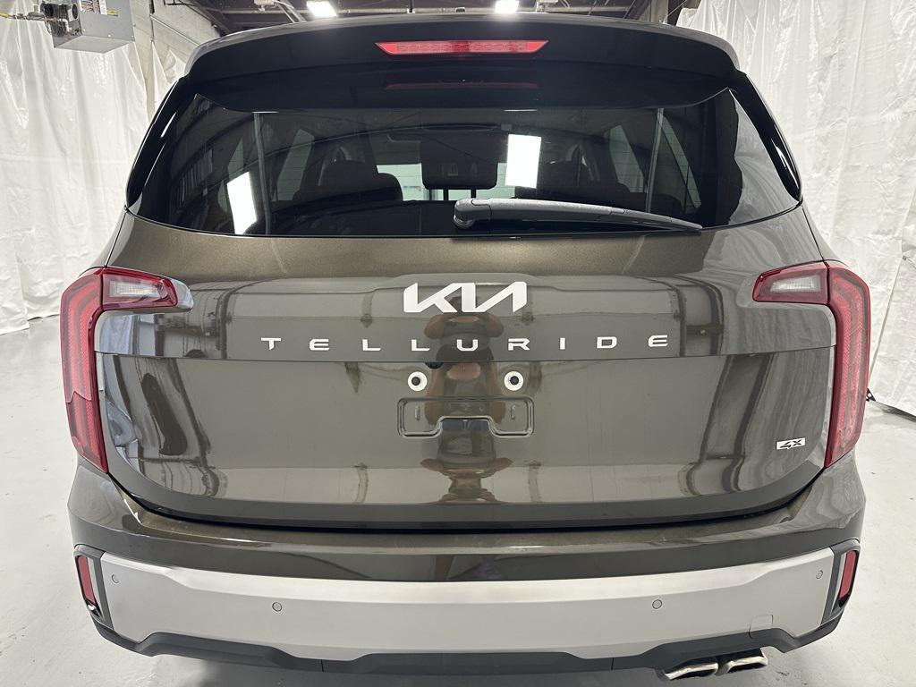 used 2025 Kia Telluride car, priced at $37,495