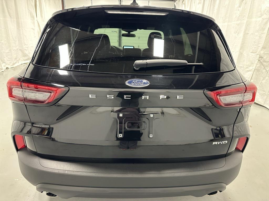 used 2025 Ford Escape car, priced at $25,995