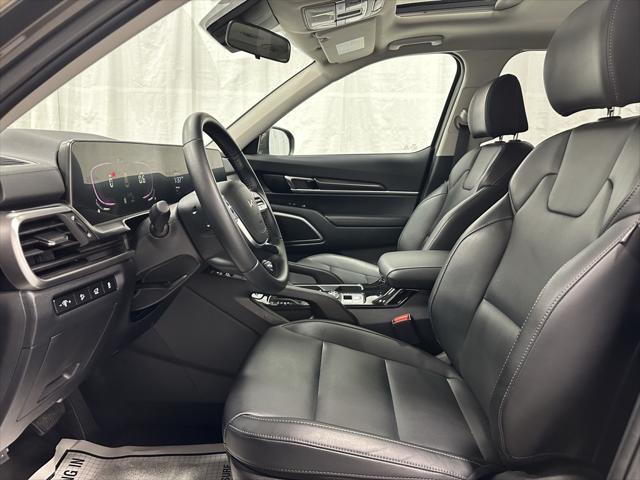 used 2025 Kia Telluride car, priced at $39,995