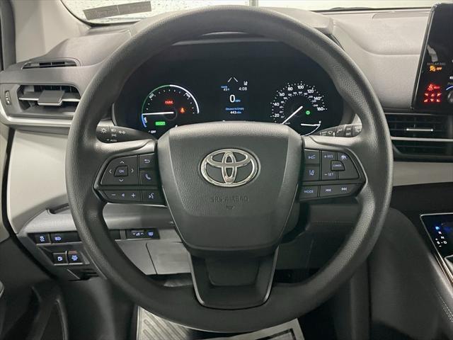 used 2023 Toyota Sienna car, priced at $38,995