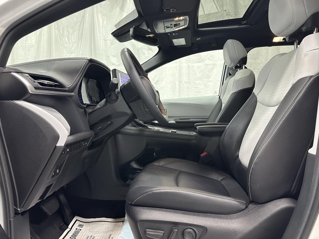 used 2025 Toyota Sienna car, priced at $47,995