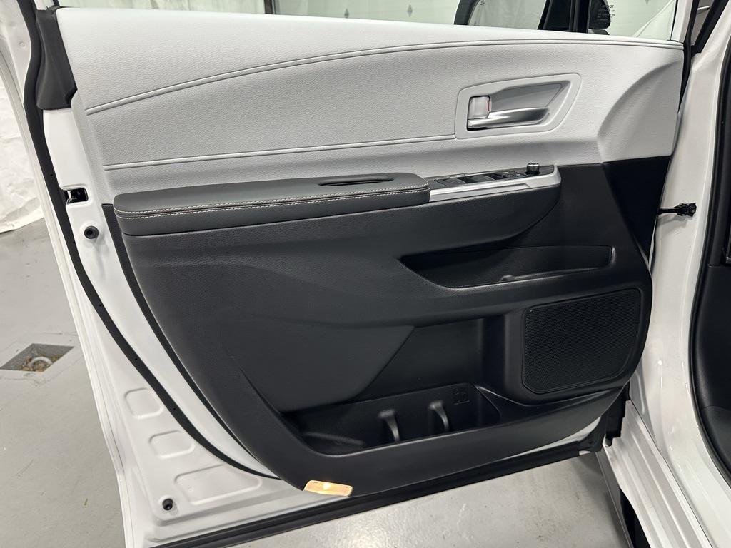 used 2025 Toyota Sienna car, priced at $47,995