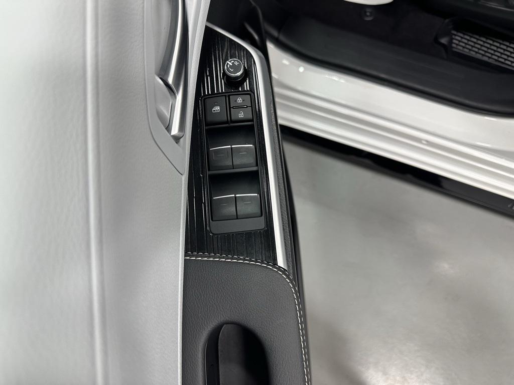 used 2025 Toyota Sienna car, priced at $47,995