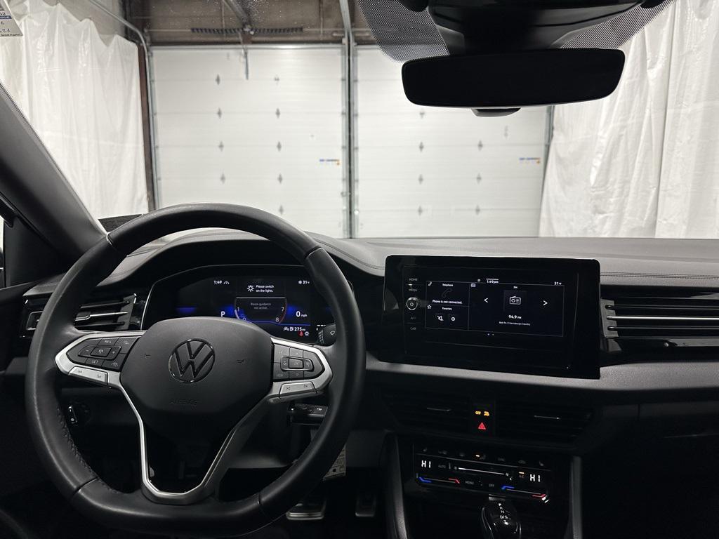 used 2025 Volkswagen Jetta car