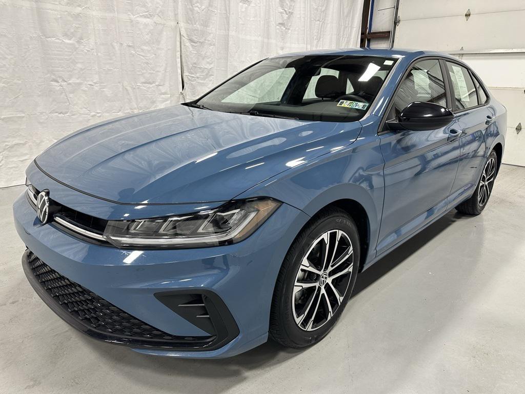 used 2025 Volkswagen Jetta car