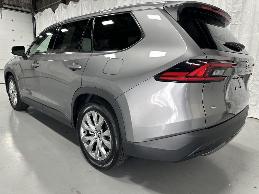 used 2025 Toyota Grand Highlander car, priced at $49,995