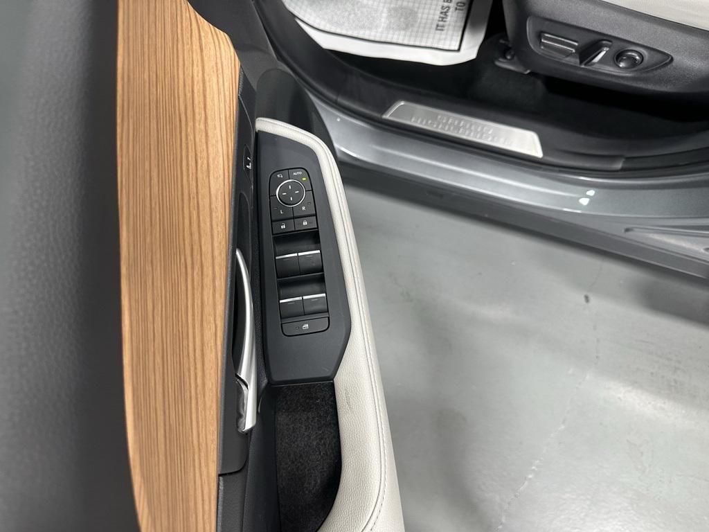 used 2025 Toyota Grand Highlander car, priced at $49,995