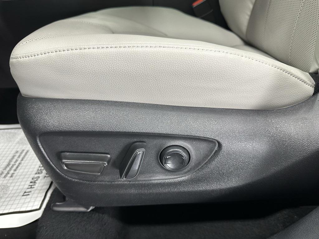 used 2025 Toyota Grand Highlander car, priced at $49,995