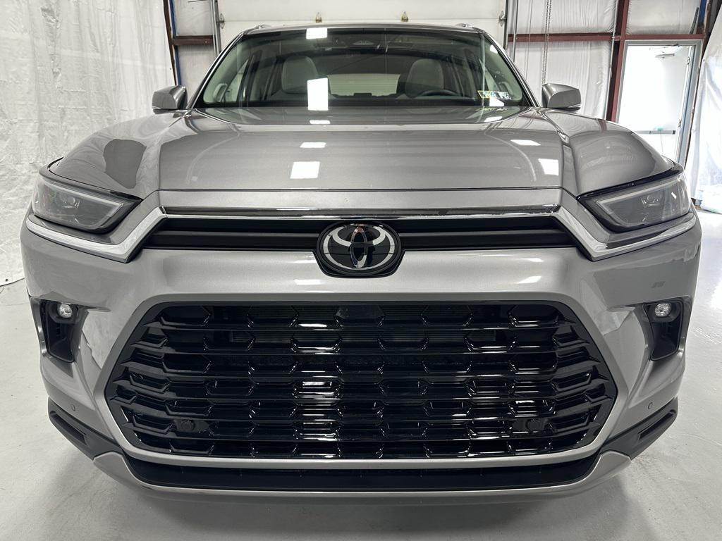 used 2025 Toyota Grand Highlander car, priced at $49,995