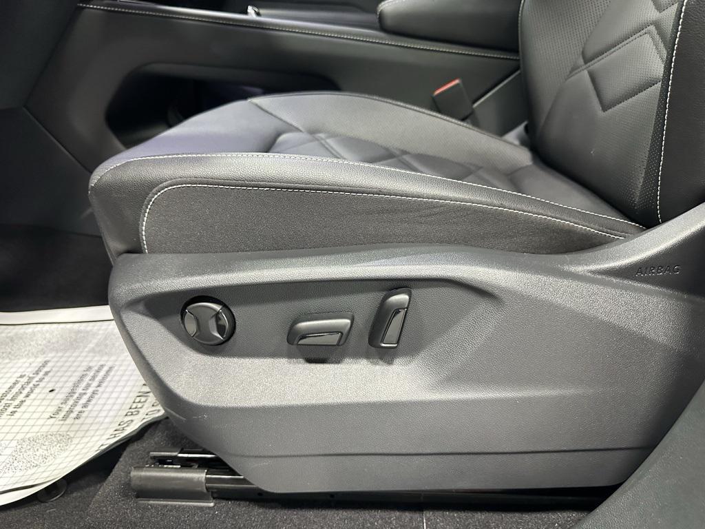 used 2025 Volkswagen Atlas car, priced at $38,495
