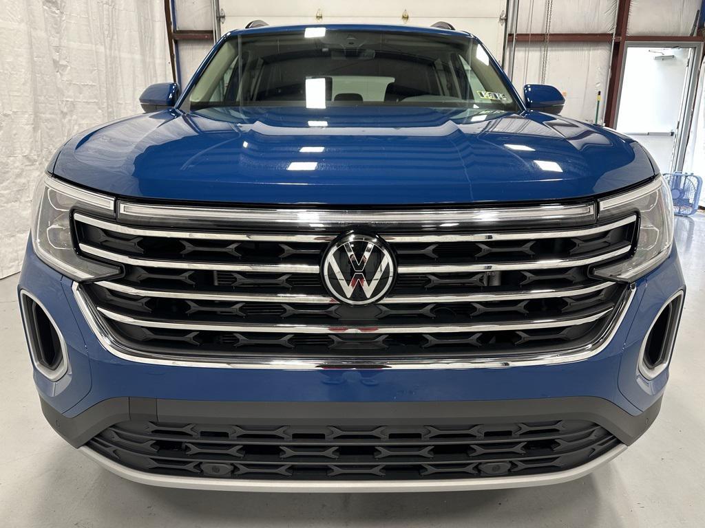 used 2025 Volkswagen Atlas car, priced at $38,495