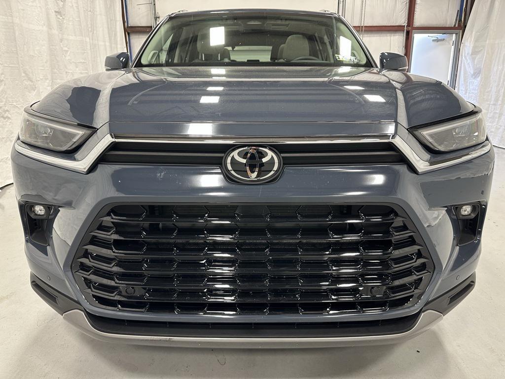 used 2025 Toyota Grand Highlander car, priced at $49,995