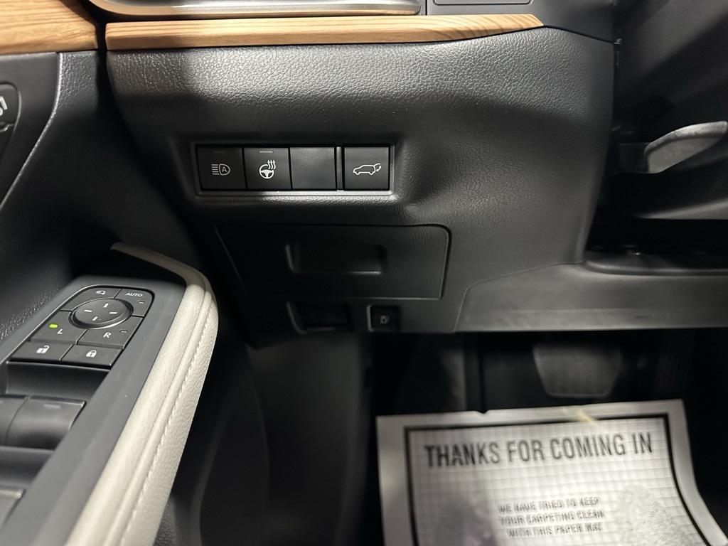 used 2025 Toyota Grand Highlander car, priced at $49,995