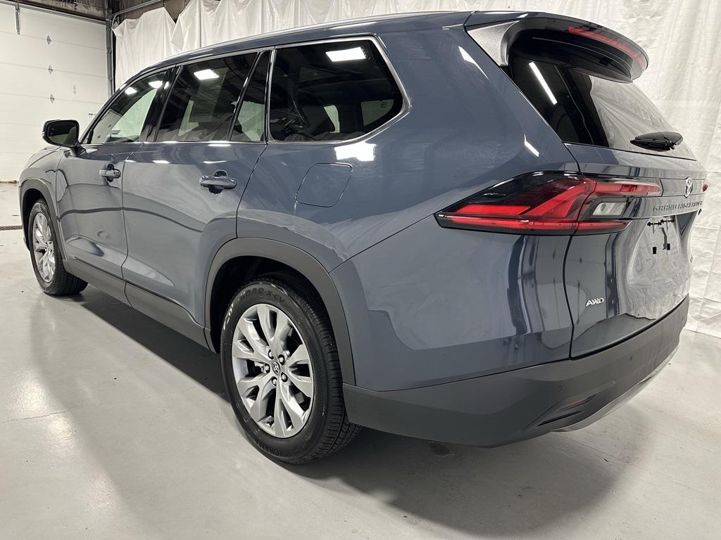 used 2025 Toyota Grand Highlander car, priced at $49,995