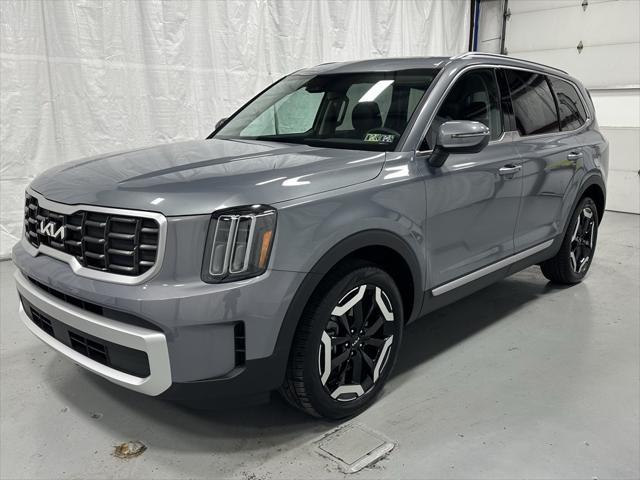 used 2025 Kia Telluride car, priced at $40,495
