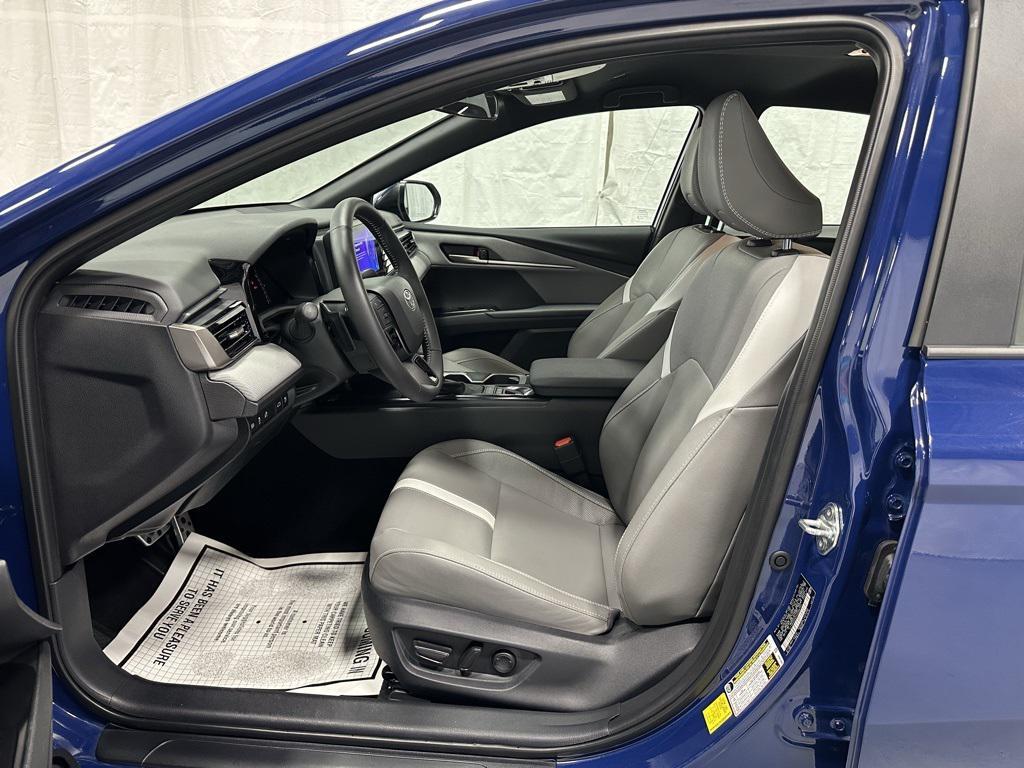 used 2025 Toyota Camry car, priced at $28,995
