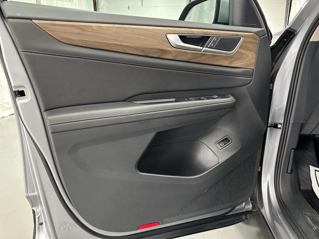used 2025 Volkswagen Atlas car, priced at $38,495