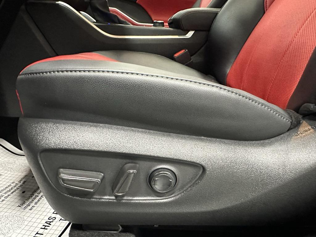 used 2025 Toyota Highlander car