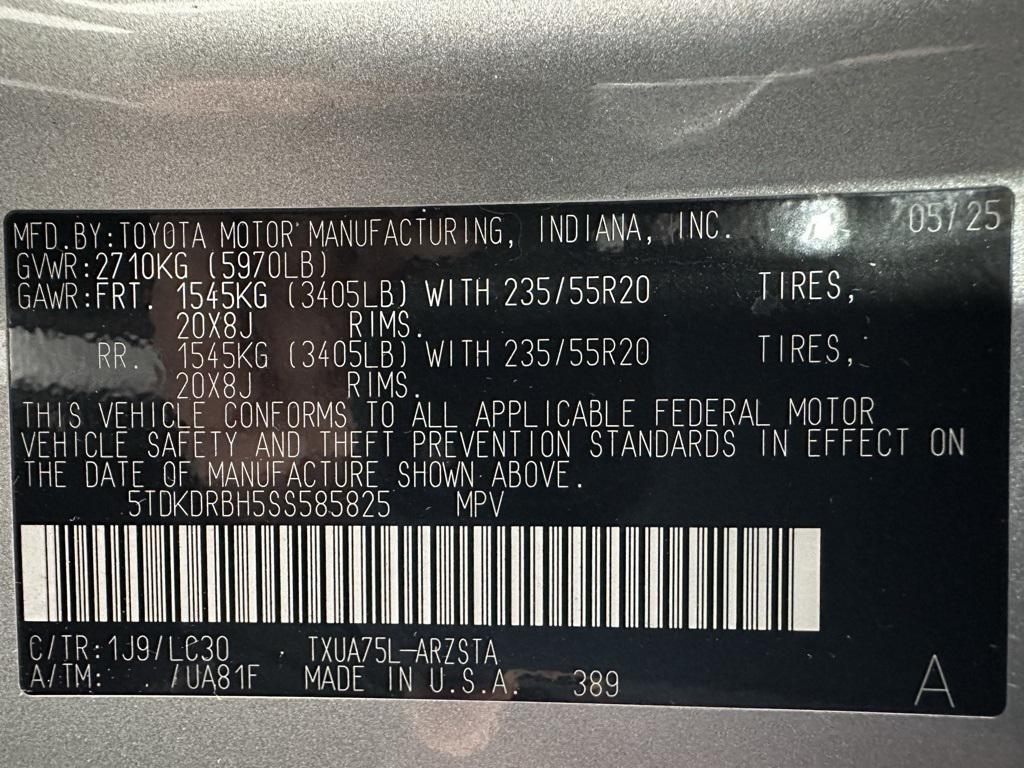 used 2025 Toyota Highlander car