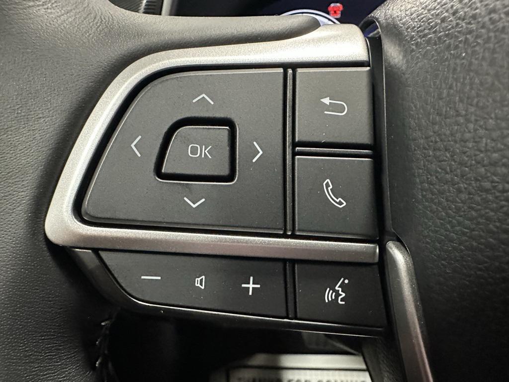 used 2025 Toyota Highlander car