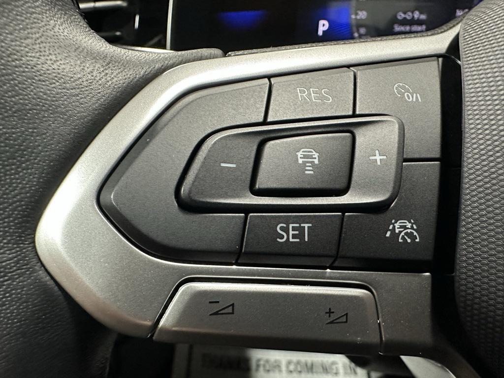 used 2025 Volkswagen Jetta car