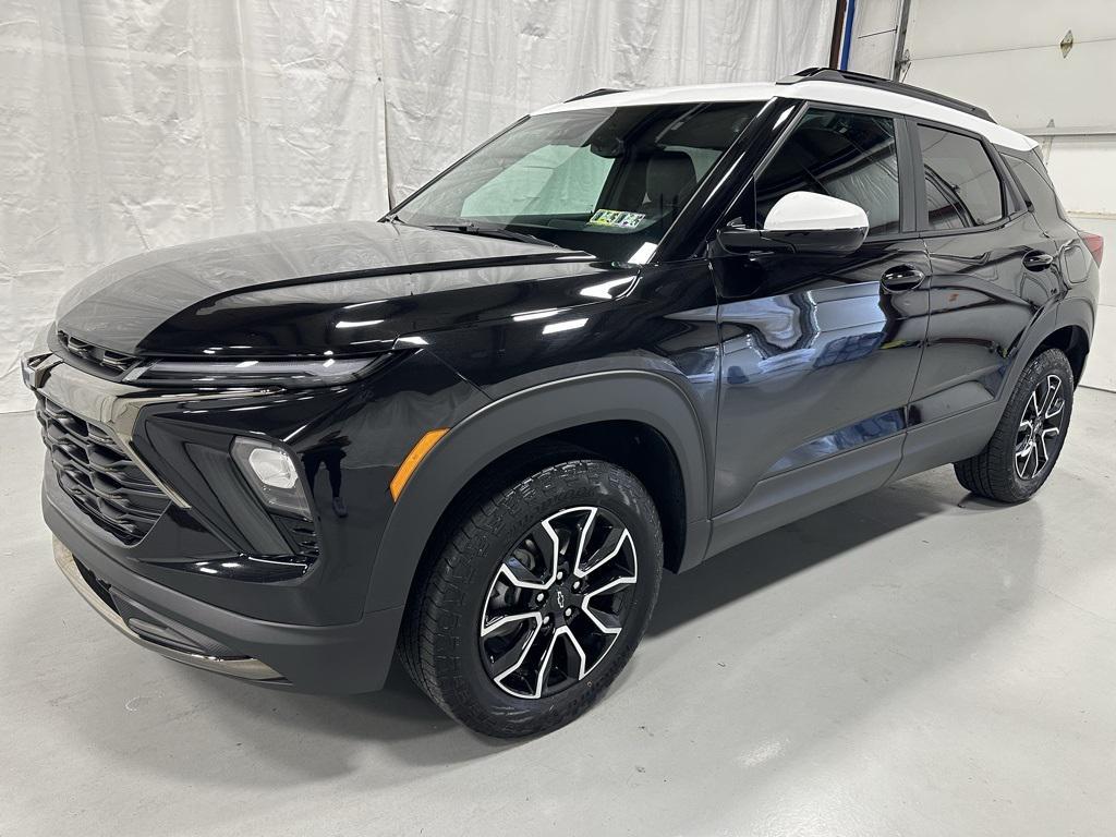 used 2024 Chevrolet TrailBlazer car, priced at $24,495