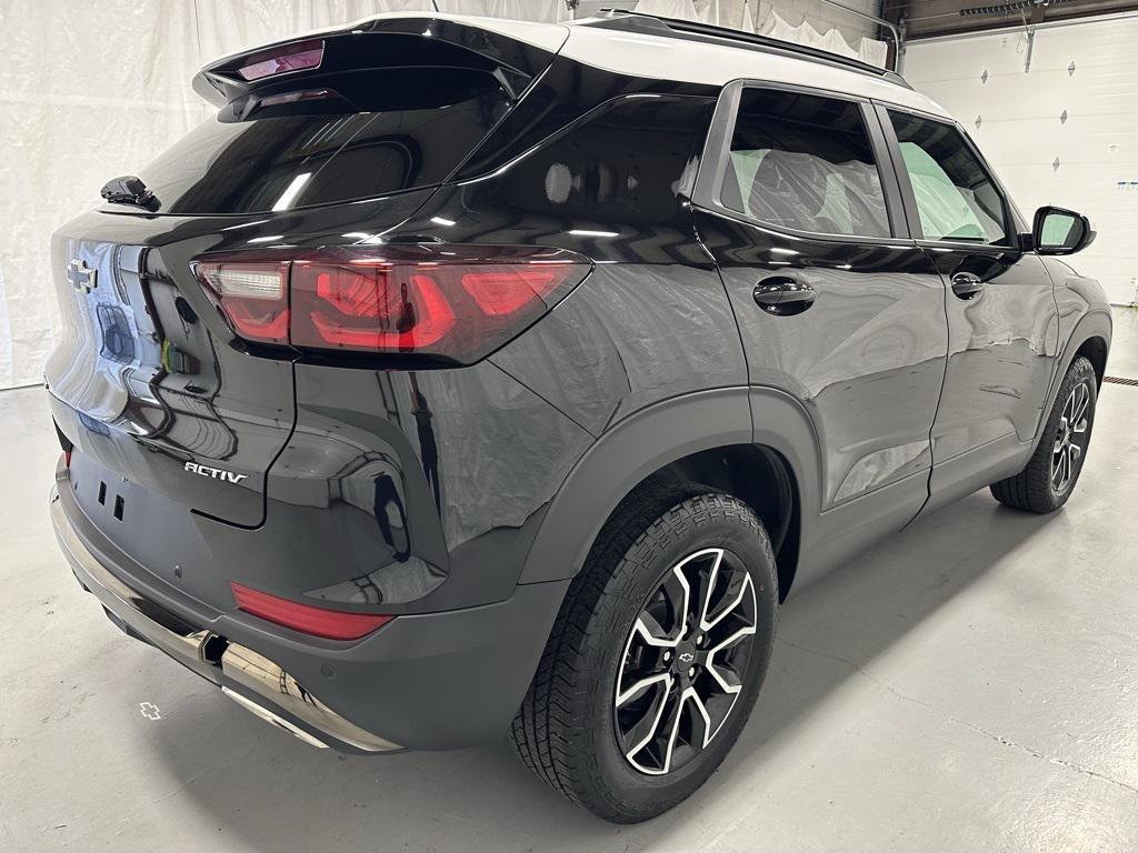 used 2024 Chevrolet TrailBlazer car, priced at $24,495