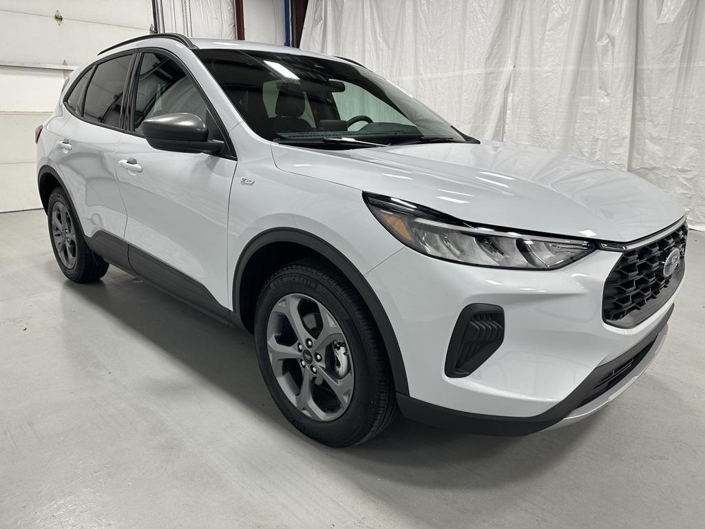 used 2025 Ford Escape car, priced at $24,495