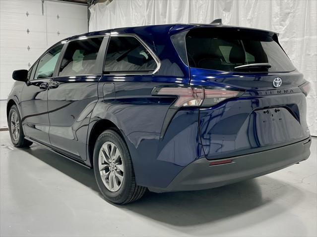 used 2024 Toyota Sienna car, priced at $40,995