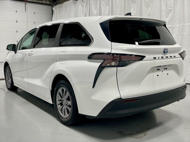 used 2024 Toyota Sienna car, priced at $40,995