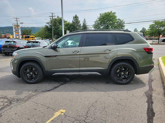 new 2024 Volkswagen Atlas car, priced at $51,654