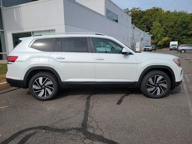 new 2024 Volkswagen Atlas car, priced at $49,954