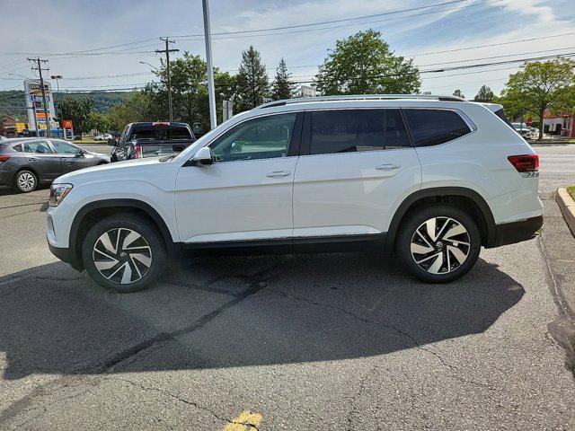 new 2024 Volkswagen Atlas car, priced at $49,560