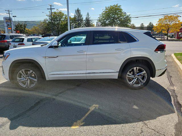 new 2024 Volkswagen Atlas Cross Sport car, priced at $49,379