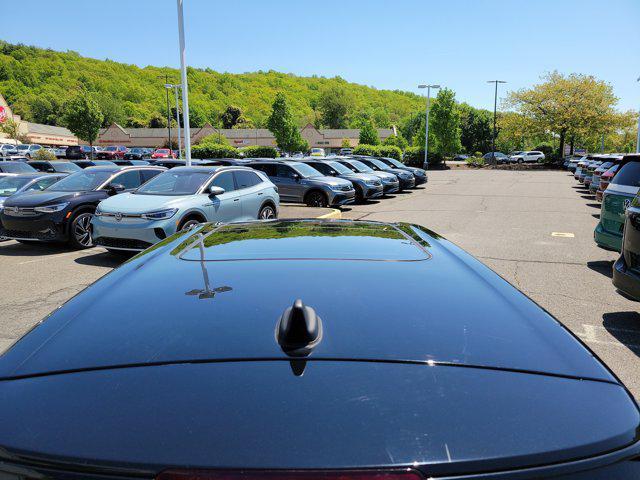 used 2022 MINI Clubman car, priced at $23,639