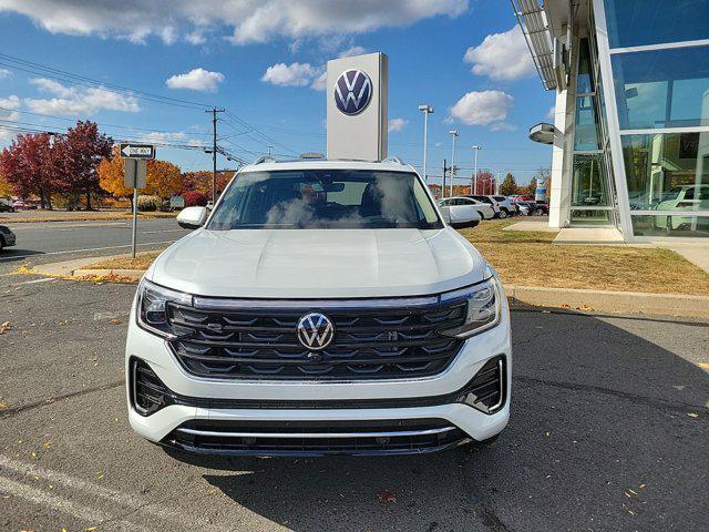 new 2025 Volkswagen Atlas car, priced at $57,616