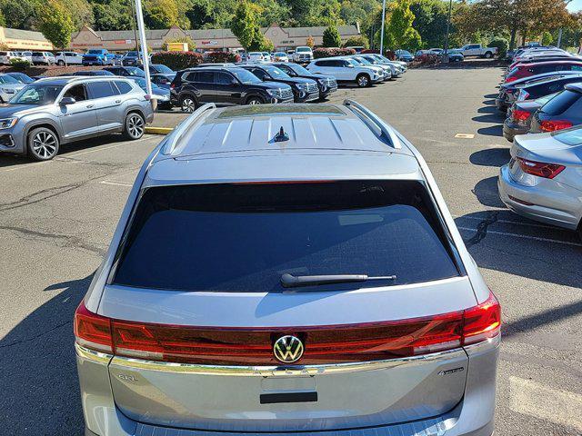 new 2024 Volkswagen Atlas car, priced at $49,180