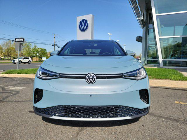 new 2025 Volkswagen ID.4 car, priced at $57,976