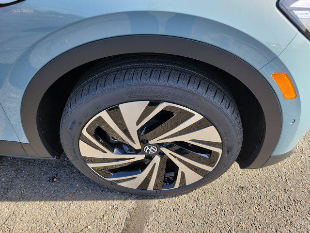 new 2025 Volkswagen ID.4 car, priced at $57,976