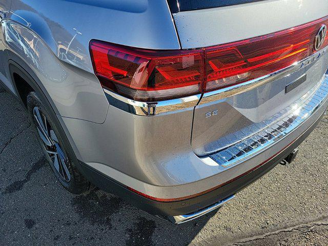 new 2025 Volkswagen Atlas car, priced at $46,743