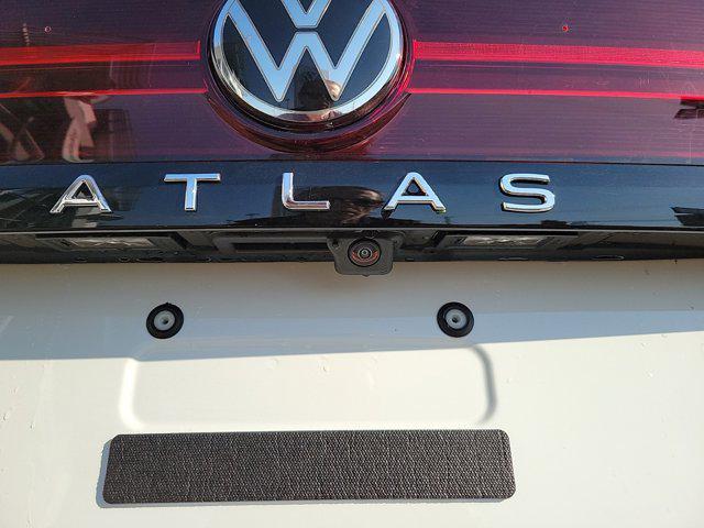 new 2024 Volkswagen Atlas car, priced at $47,949